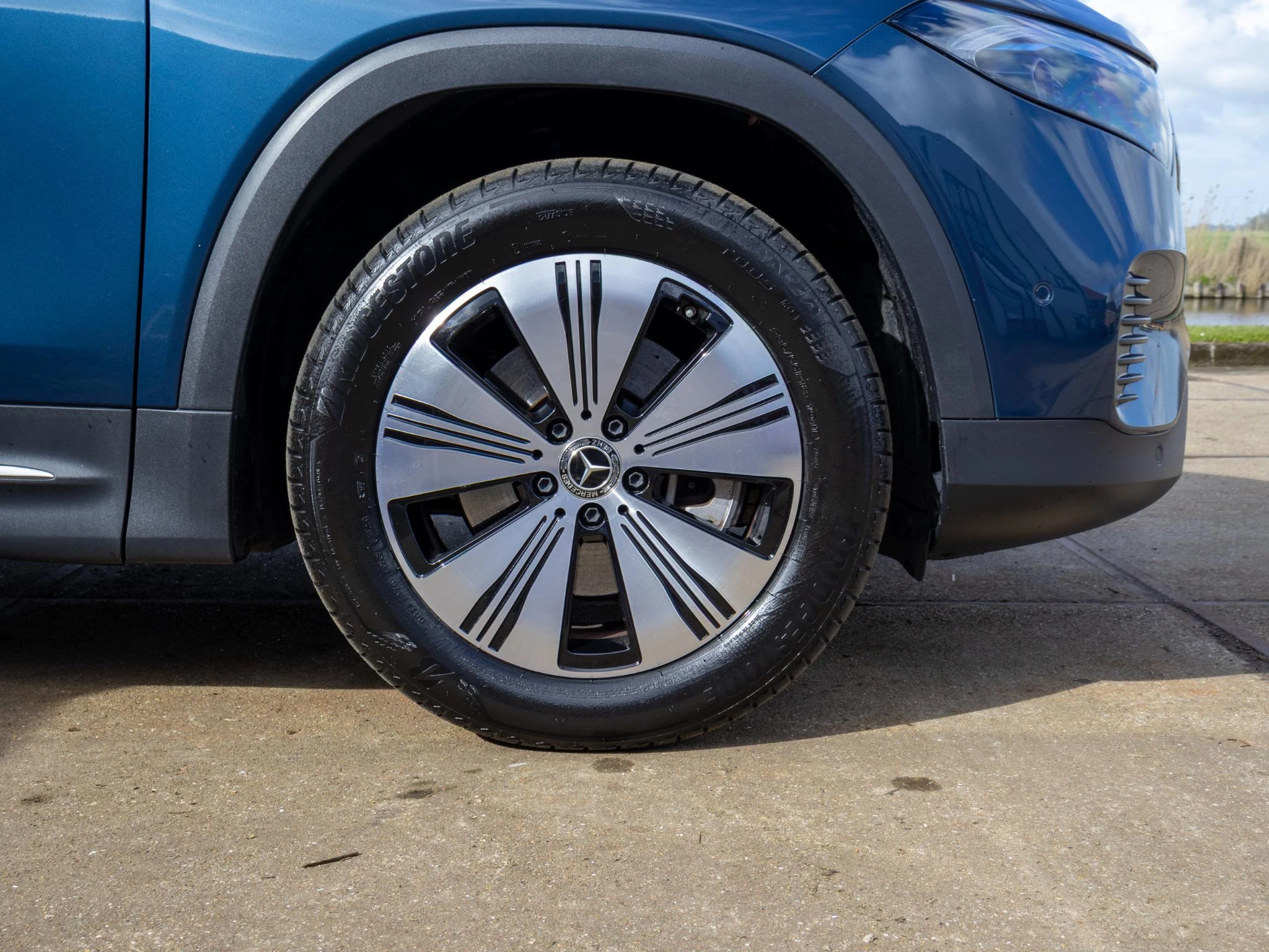 Hoofdafbeelding Mercedes-Benz EQB