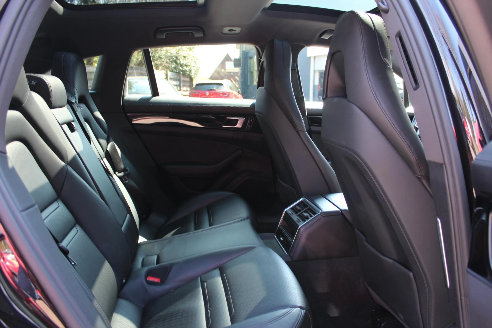 Hoofdafbeelding Porsche Panamera