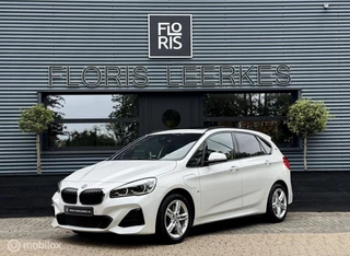 BMW 2-serie Active Tourer 225xe | Pano | Zwart Leer | Trekhaak