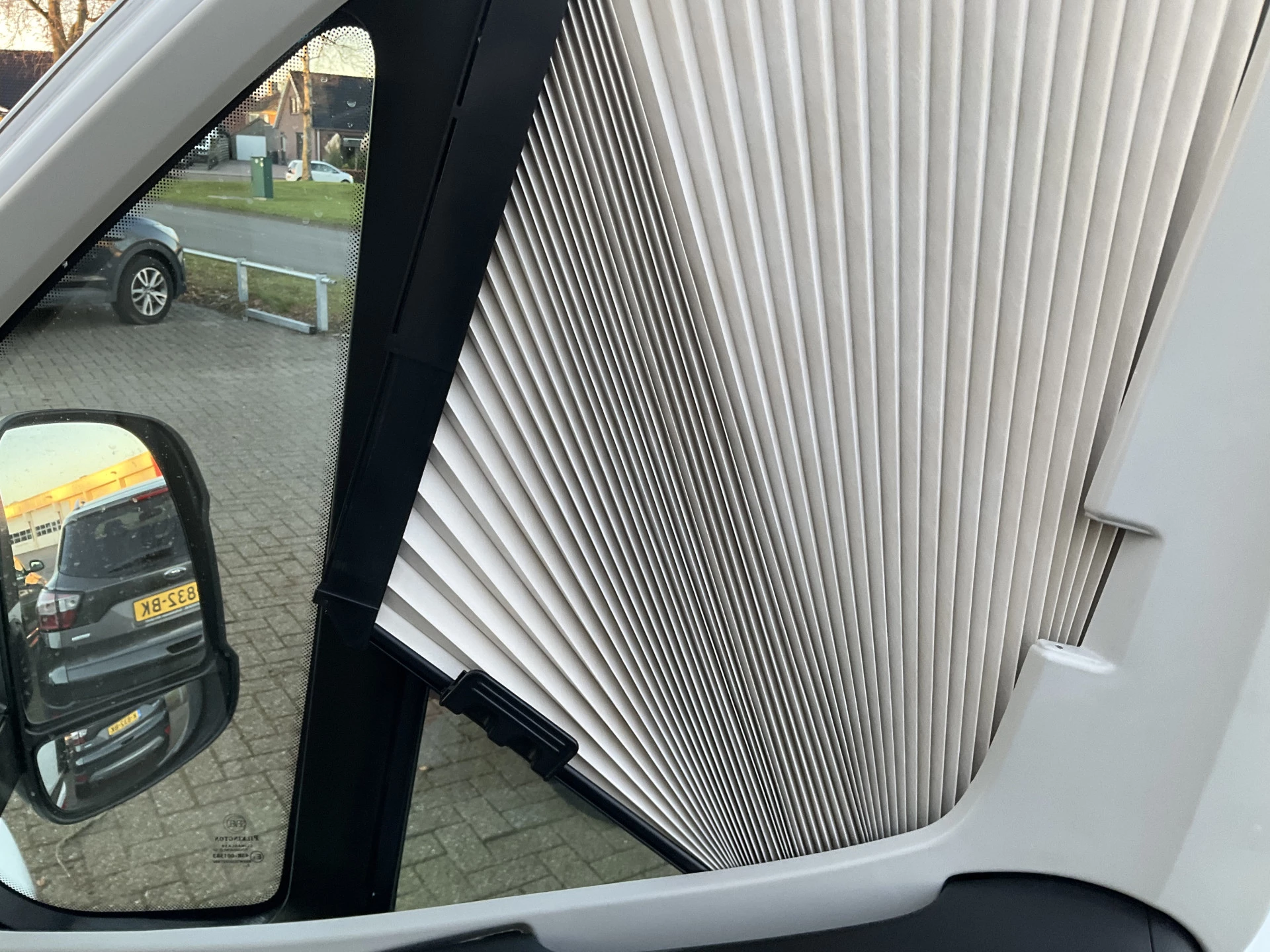 Hoofdafbeelding Carado T 59 2.3 131pk Airco Cruise Trekhaak Fietsendrager 2-Persoons Sunlight Carado