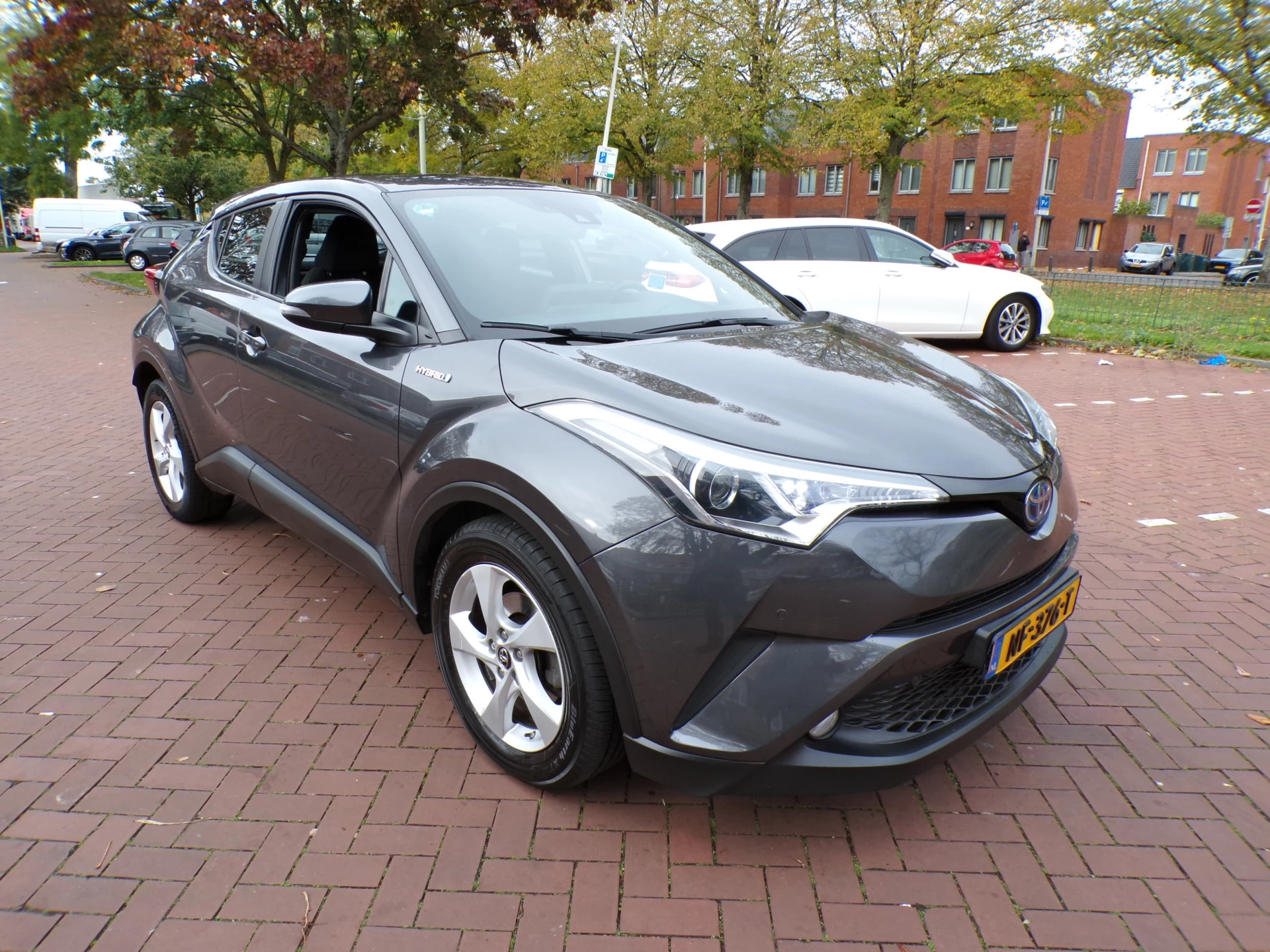 Hoofdafbeelding Toyota C-HR