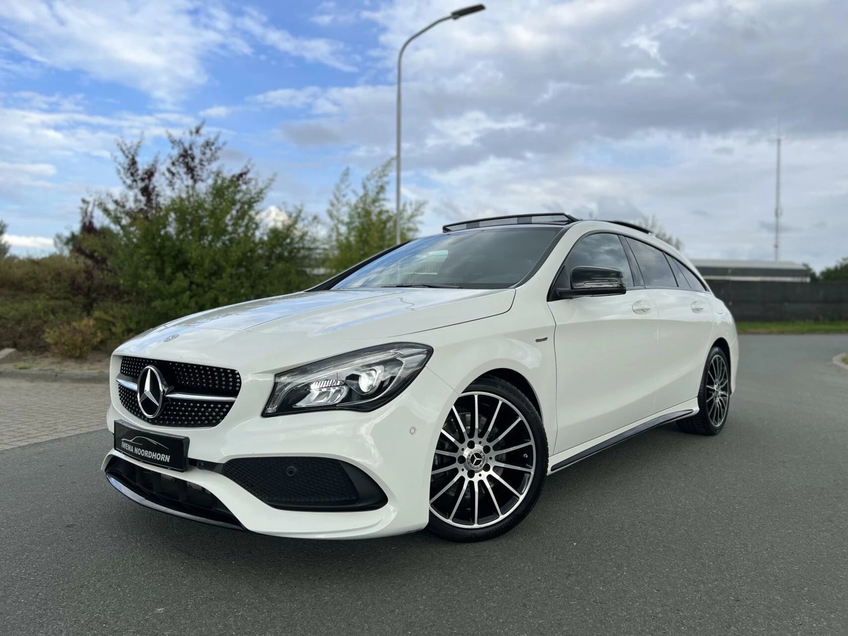 Hoofdafbeelding Mercedes-Benz CLA