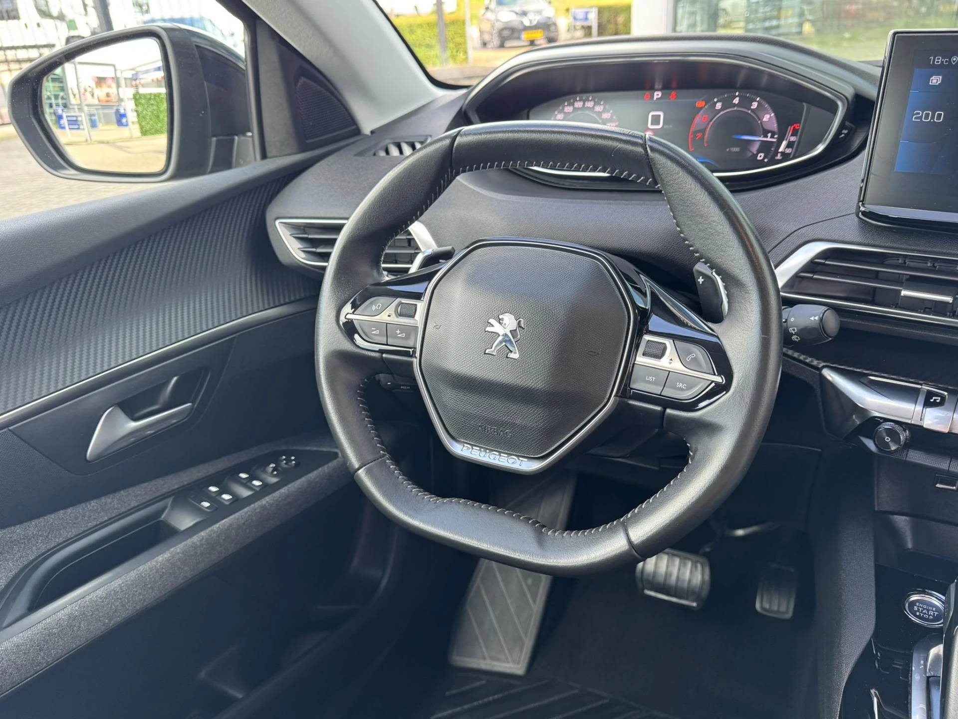 Hoofdafbeelding Peugeot 5008