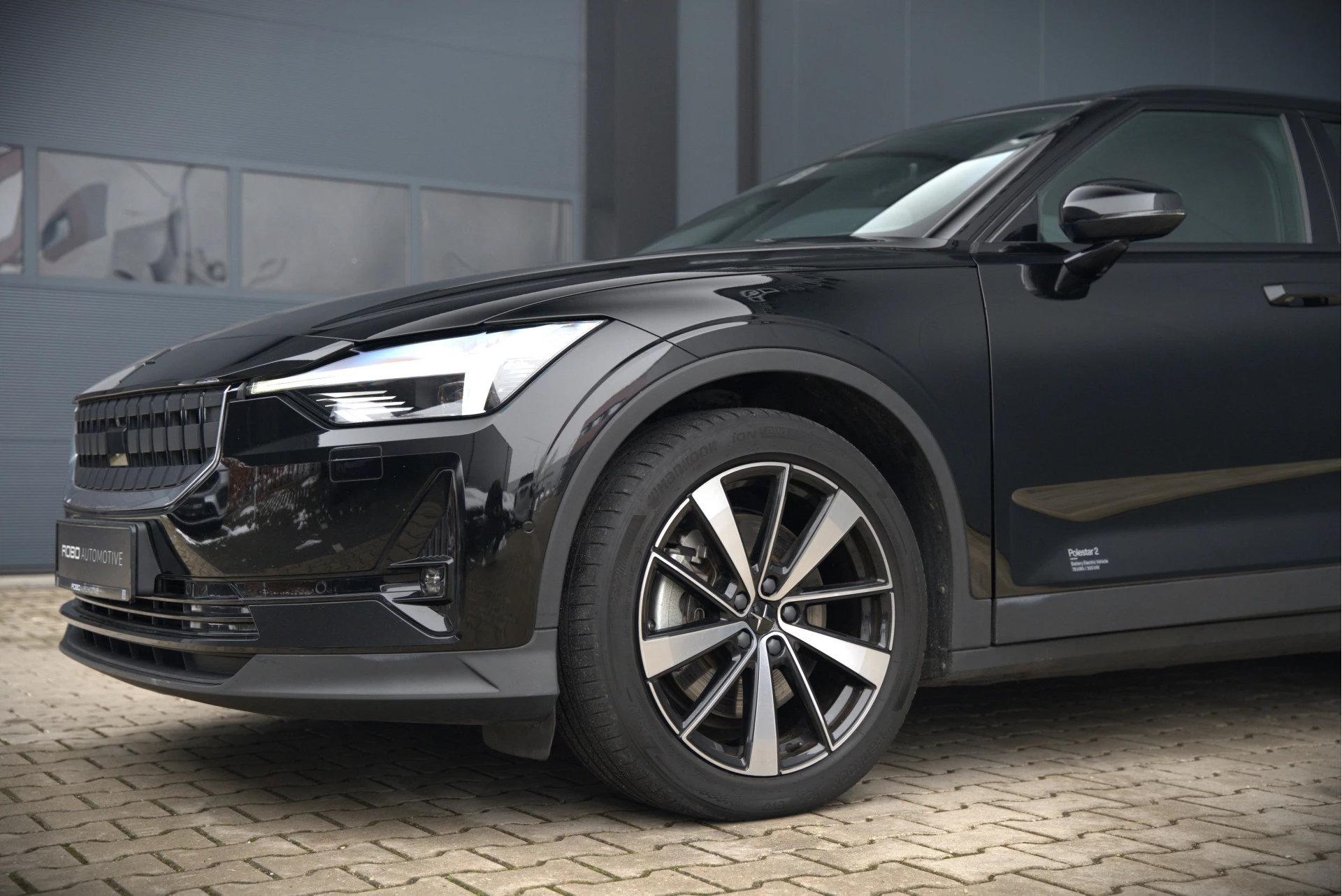 Hoofdafbeelding Polestar 2