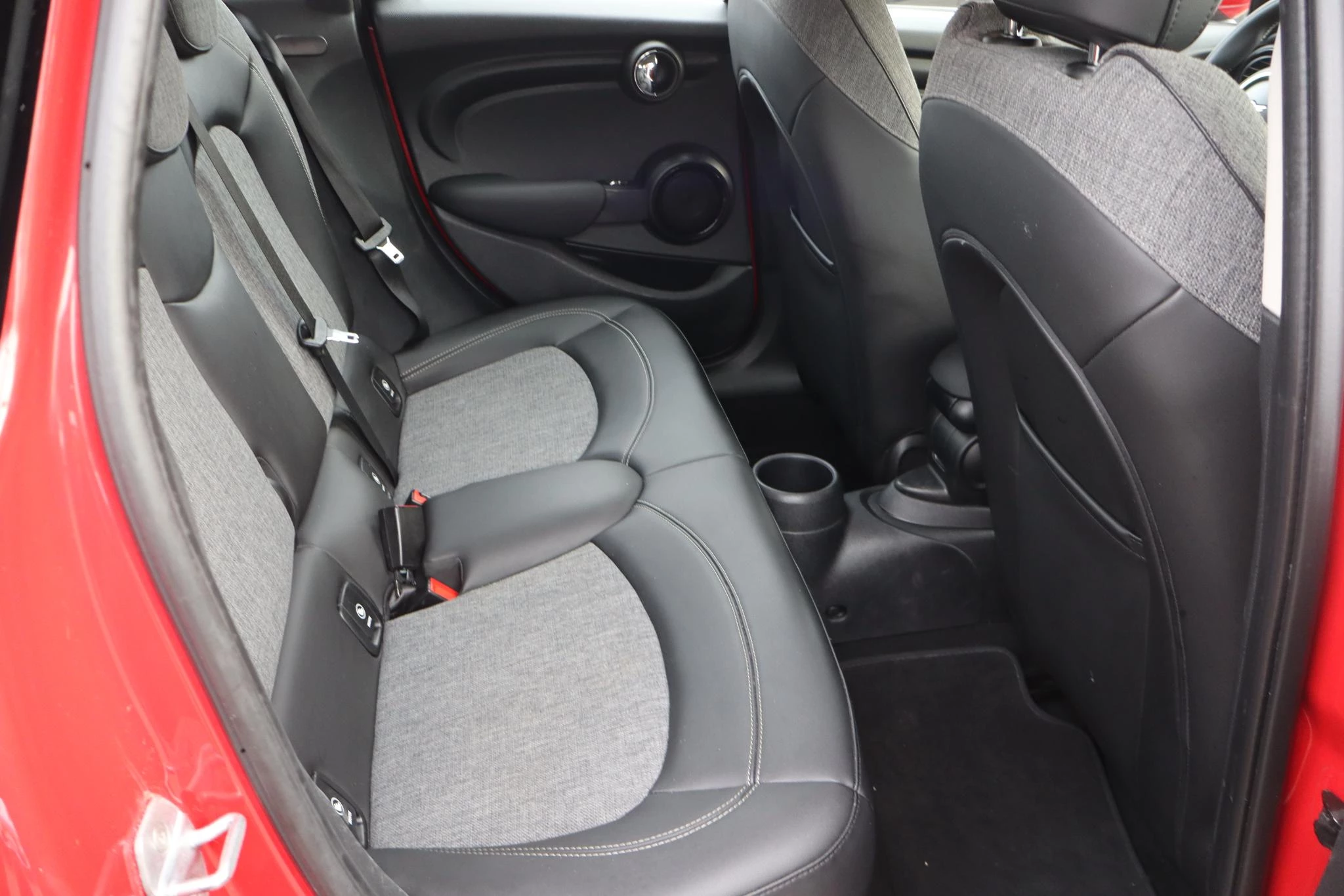 Hoofdafbeelding MINI One