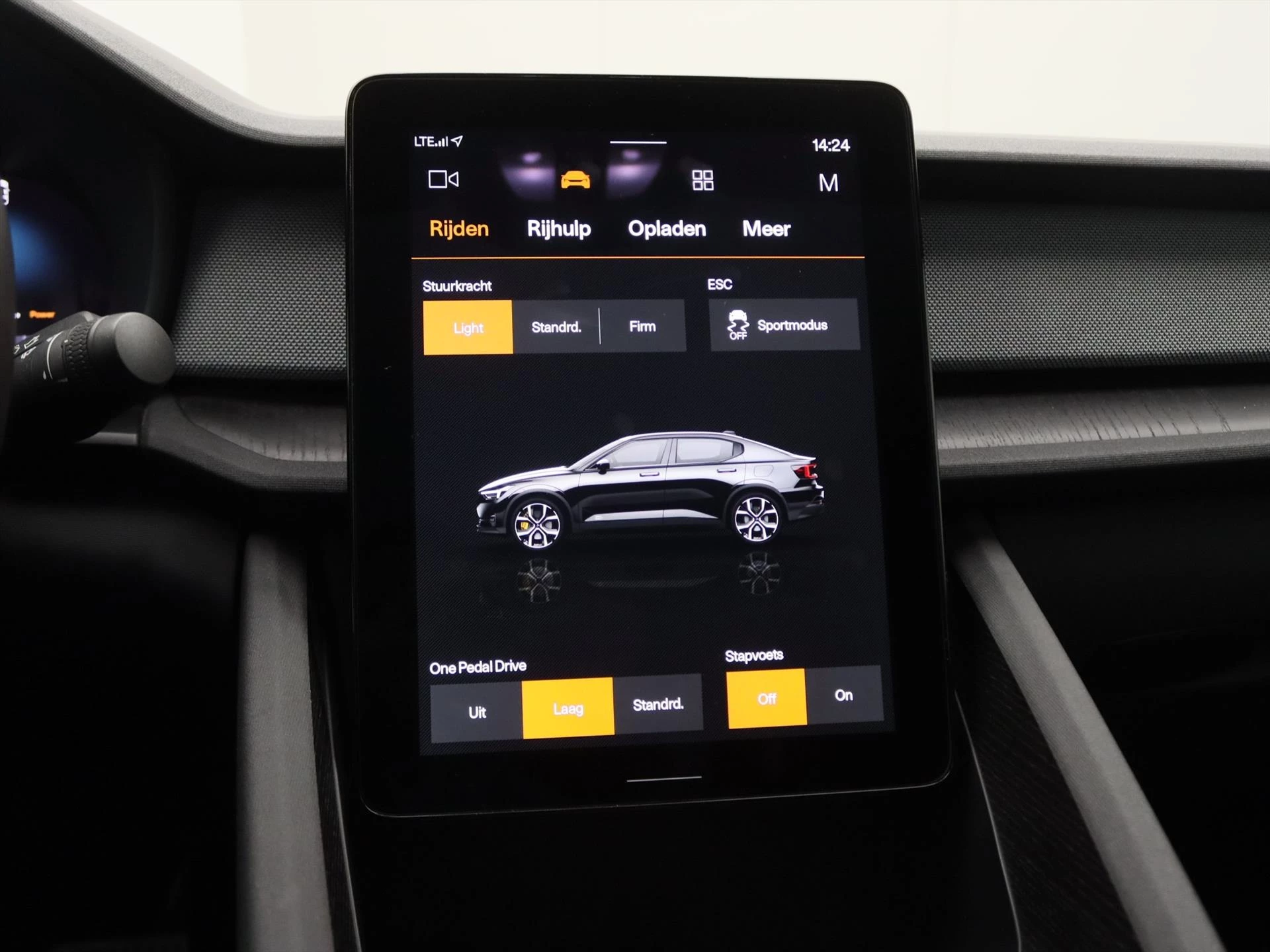 Hoofdafbeelding Polestar 2