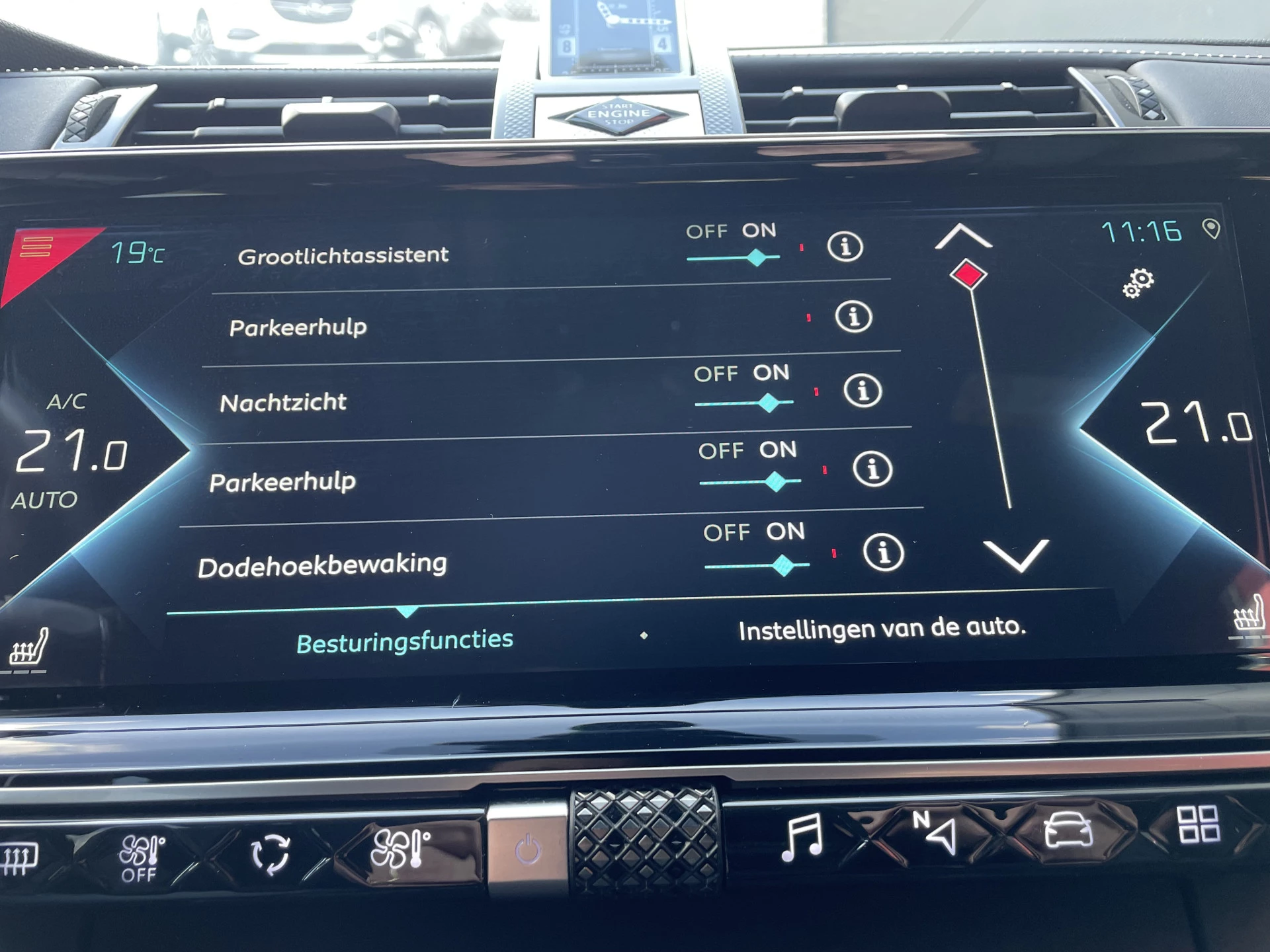 Hoofdafbeelding DS DS 7