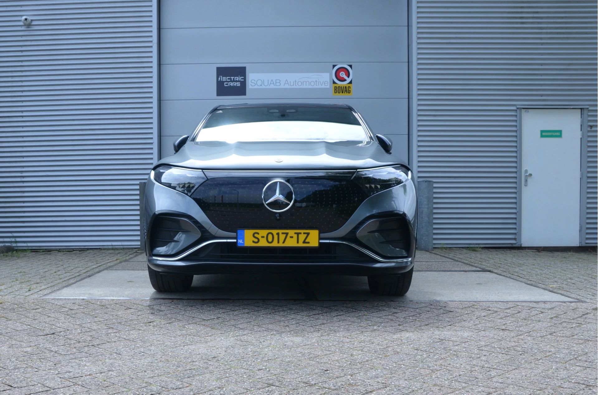 Hoofdafbeelding Mercedes-Benz EQS
