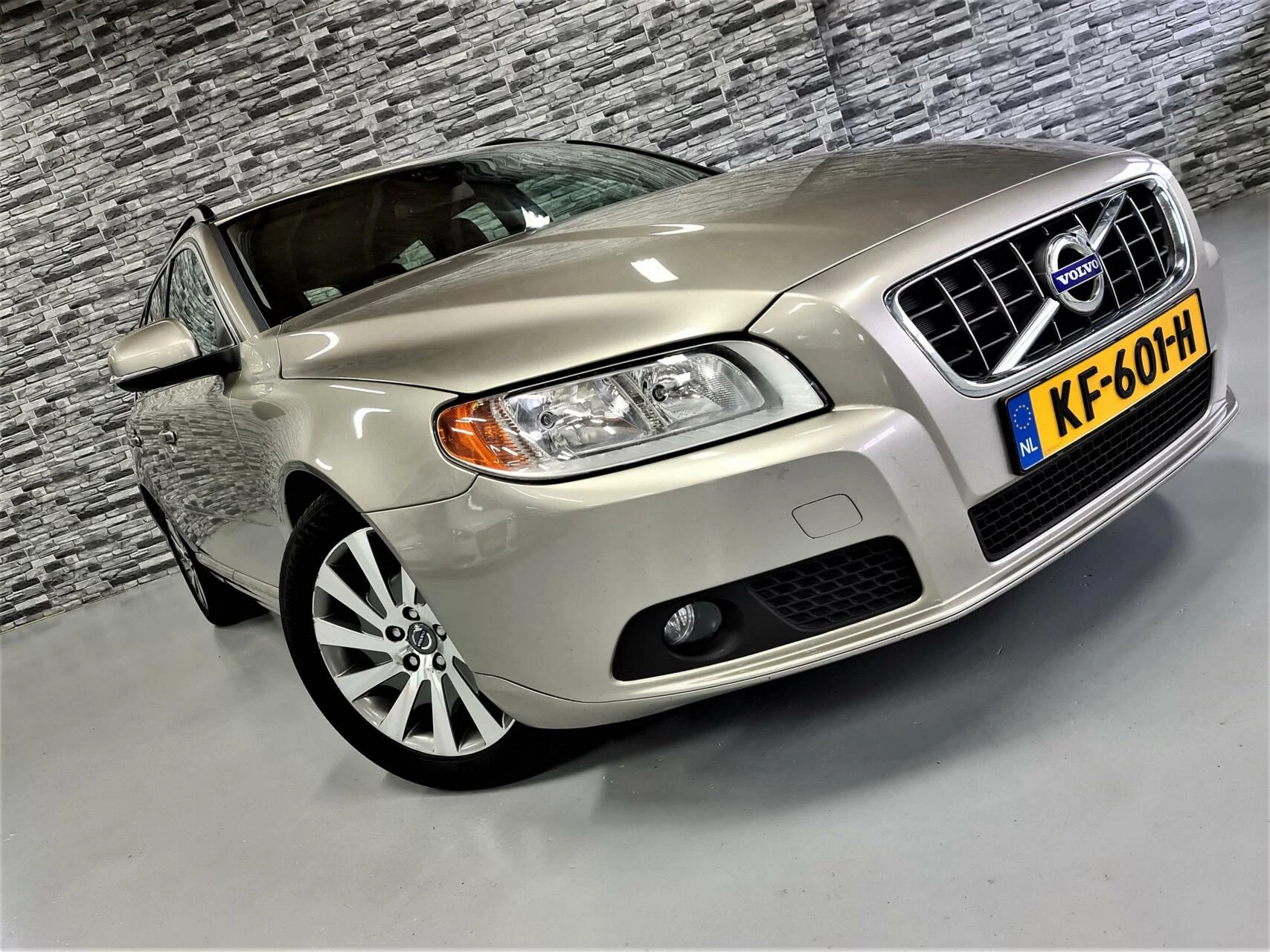 Hoofdafbeelding Volvo V70