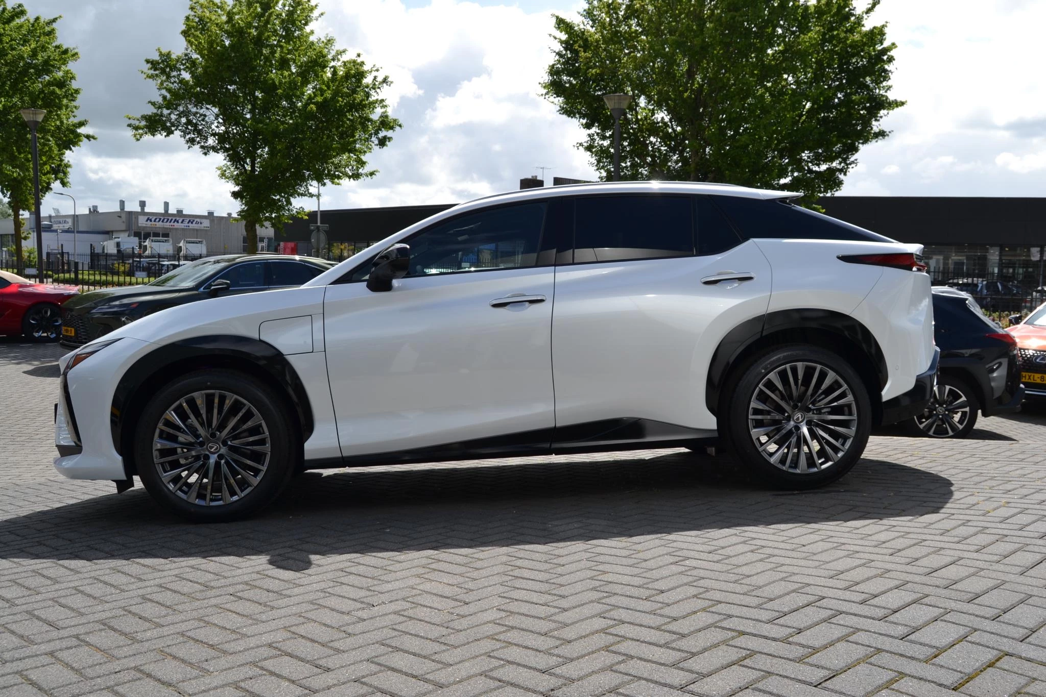 Hoofdafbeelding Lexus RZ
