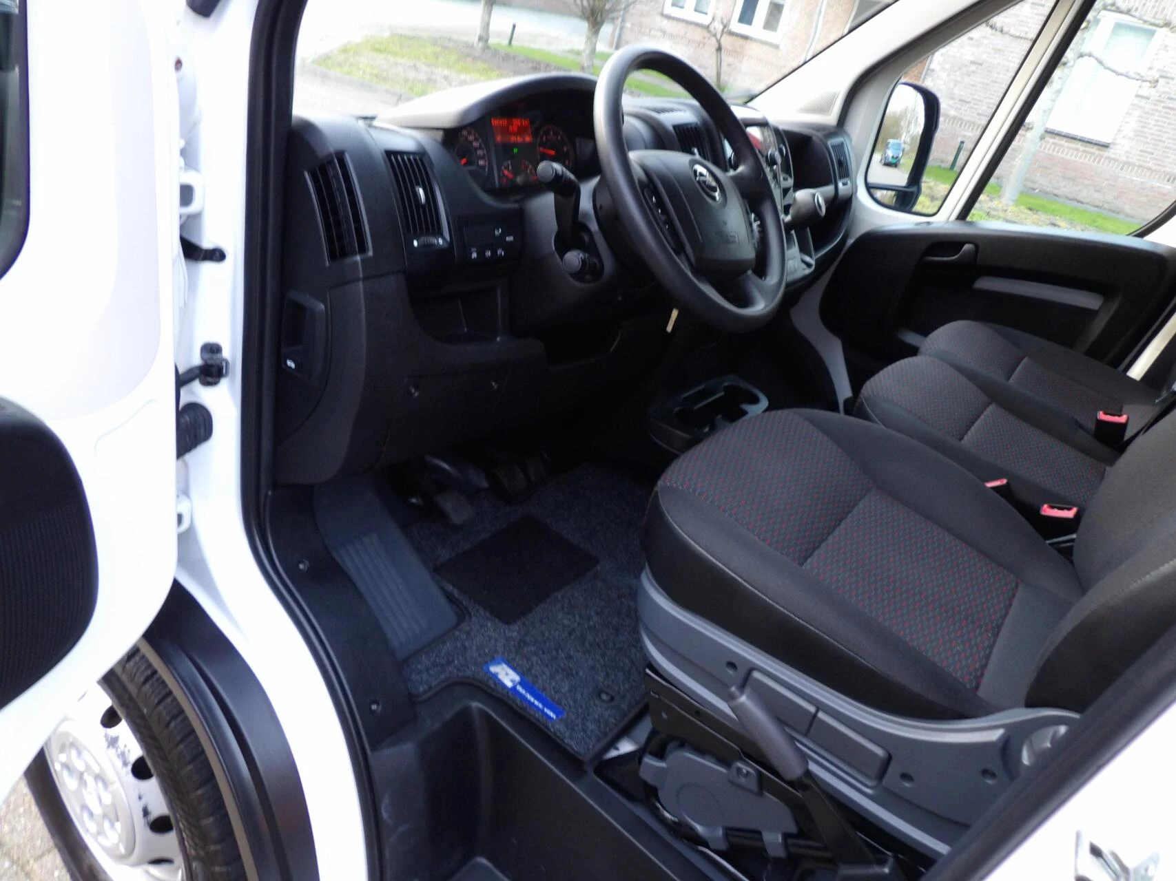 Hoofdafbeelding Opel Movano