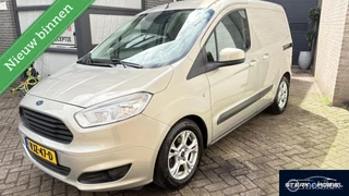 Ford Transit Courier 1.0 Trend Start&Stop Marge !!