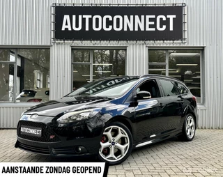 Ford Focus Wagon 2.0 EcoBoost ST-2 NAVI, CAMERA, HALF/LEDER