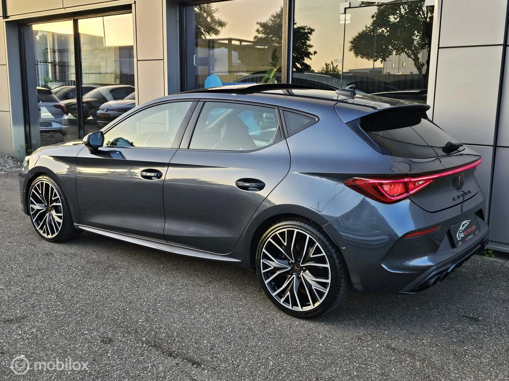 Hoofdafbeelding CUPRA Leon