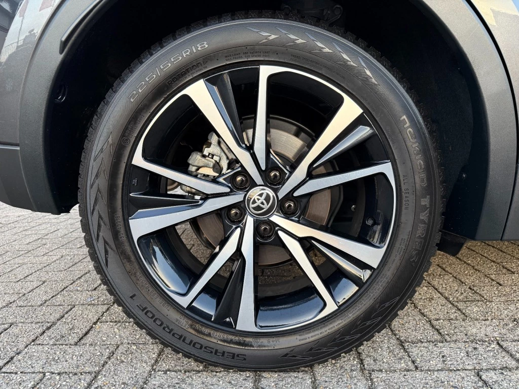 Hoofdafbeelding Toyota C-HR