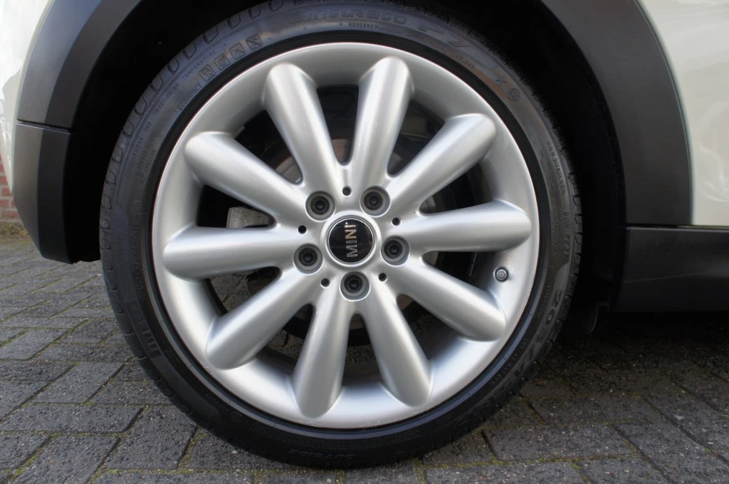 Hoofdafbeelding MINI One