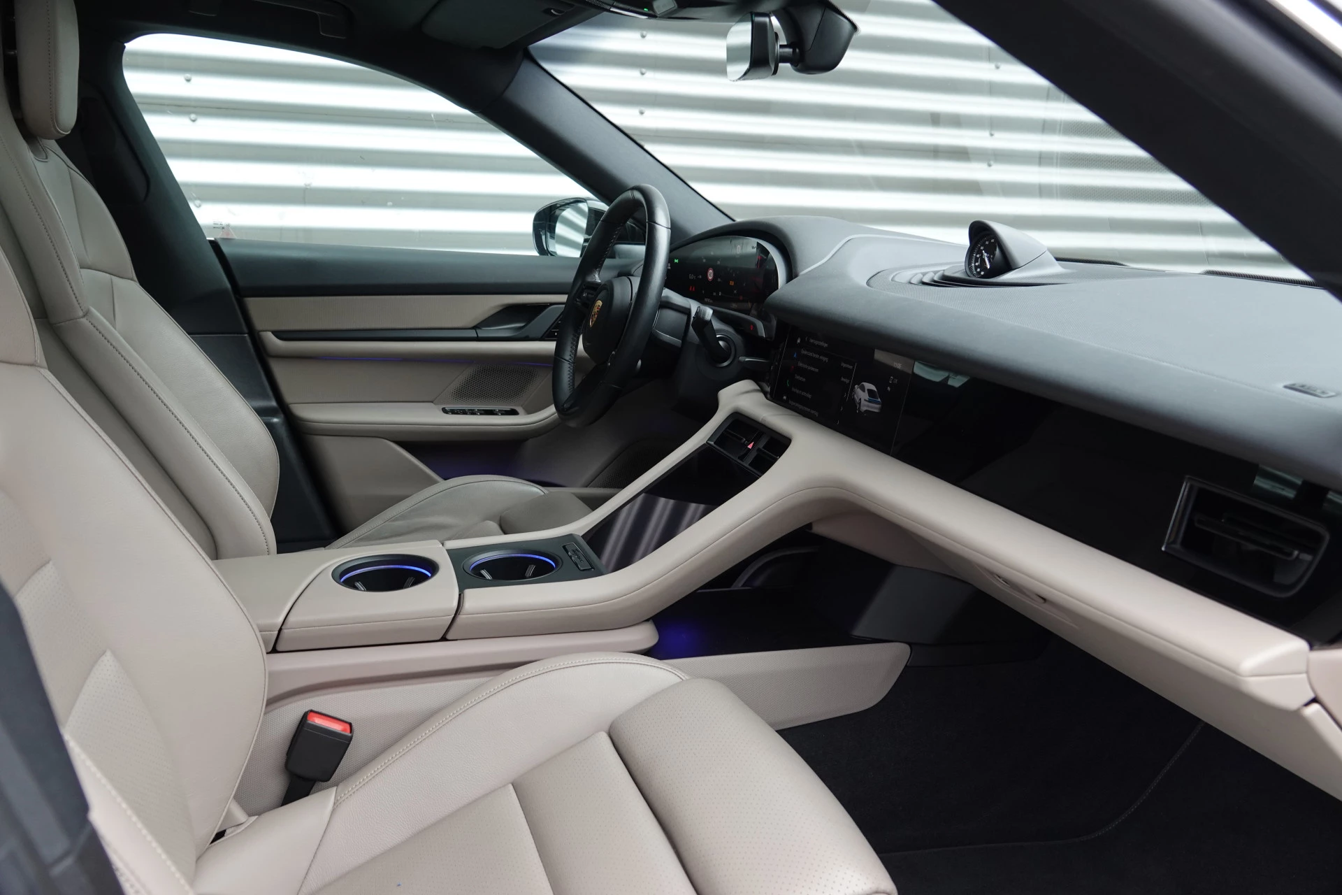 Hoofdafbeelding Porsche Taycan