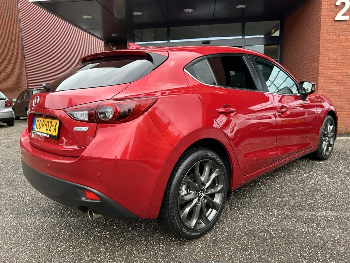 Hoofdafbeelding Mazda 3