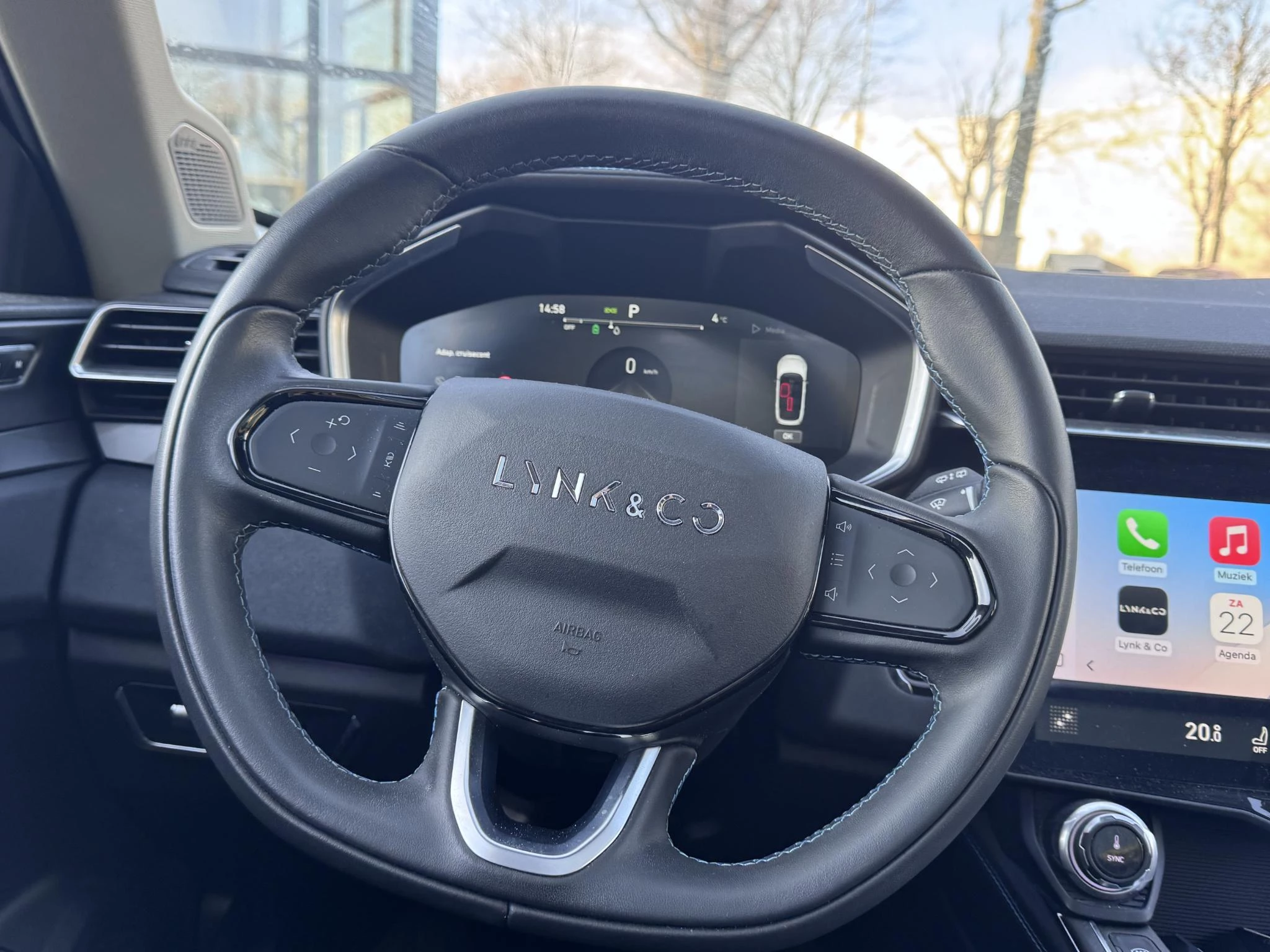 Hoofdafbeelding Lynk & Co 01