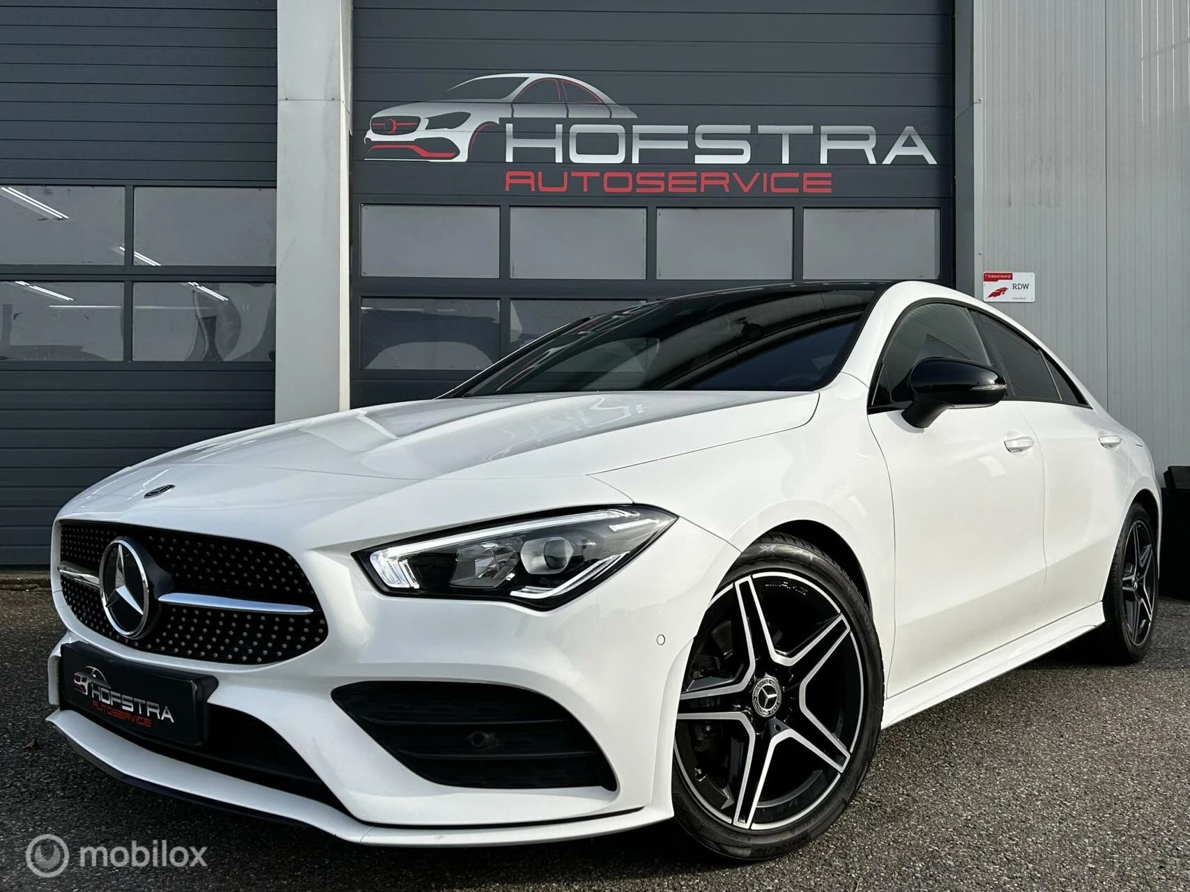 Hoofdafbeelding Mercedes-Benz CLA