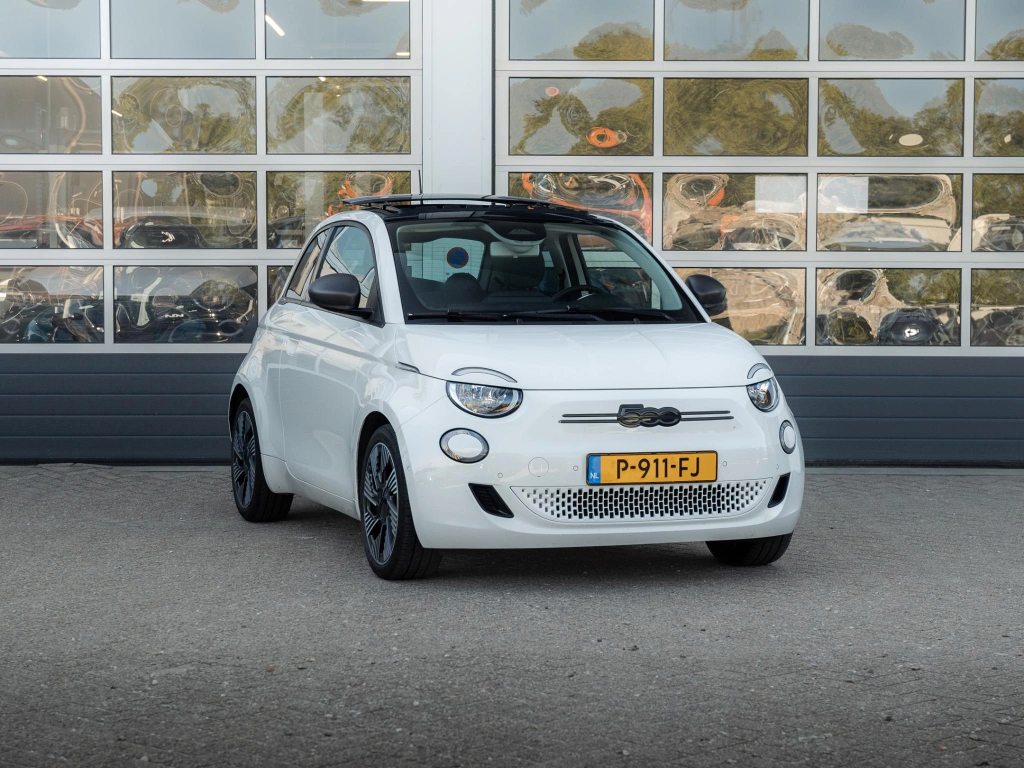 Hoofdafbeelding Fiat 500e