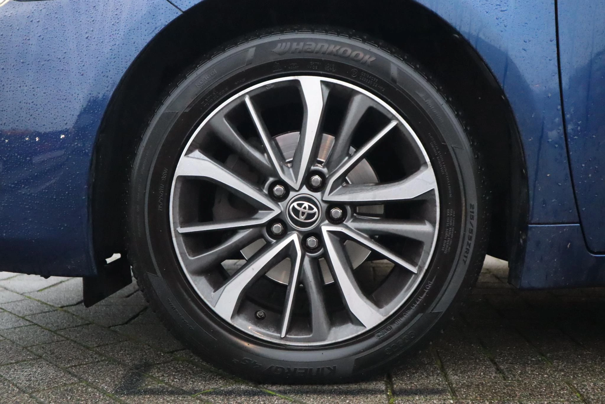 Hoofdafbeelding Toyota Avensis