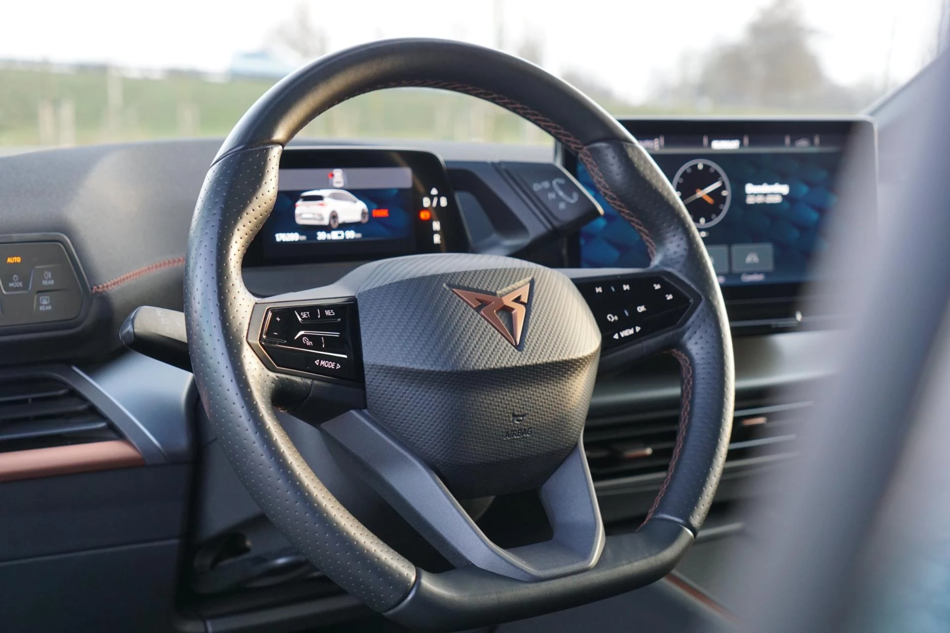 Hoofdafbeelding CUPRA Born