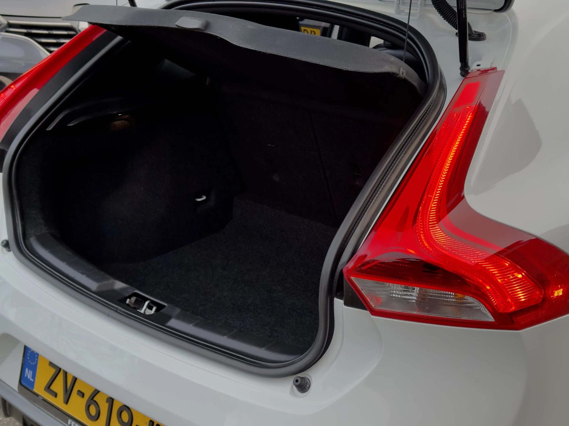 Hoofdafbeelding Volvo V40