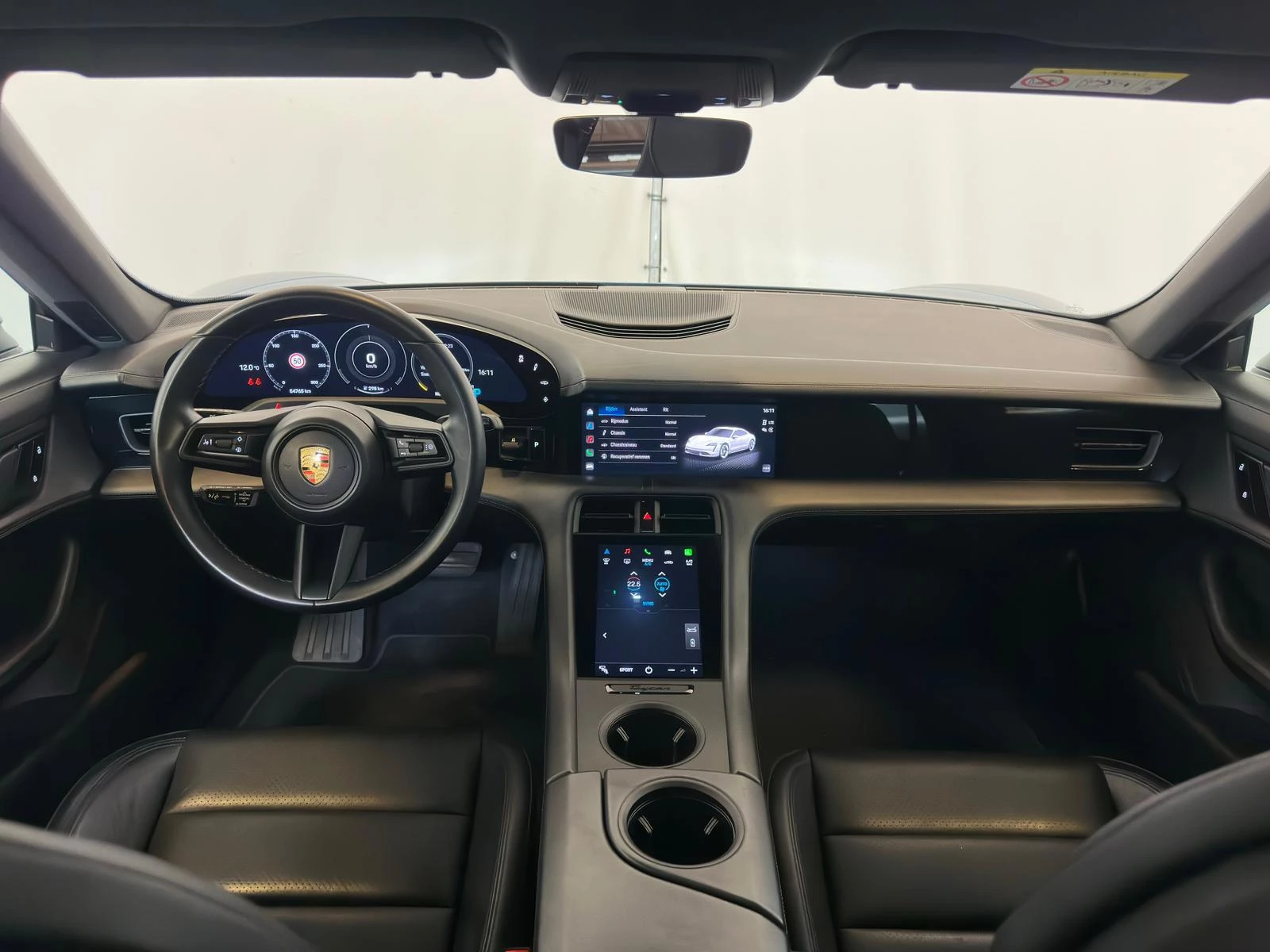 Hoofdafbeelding Porsche Taycan