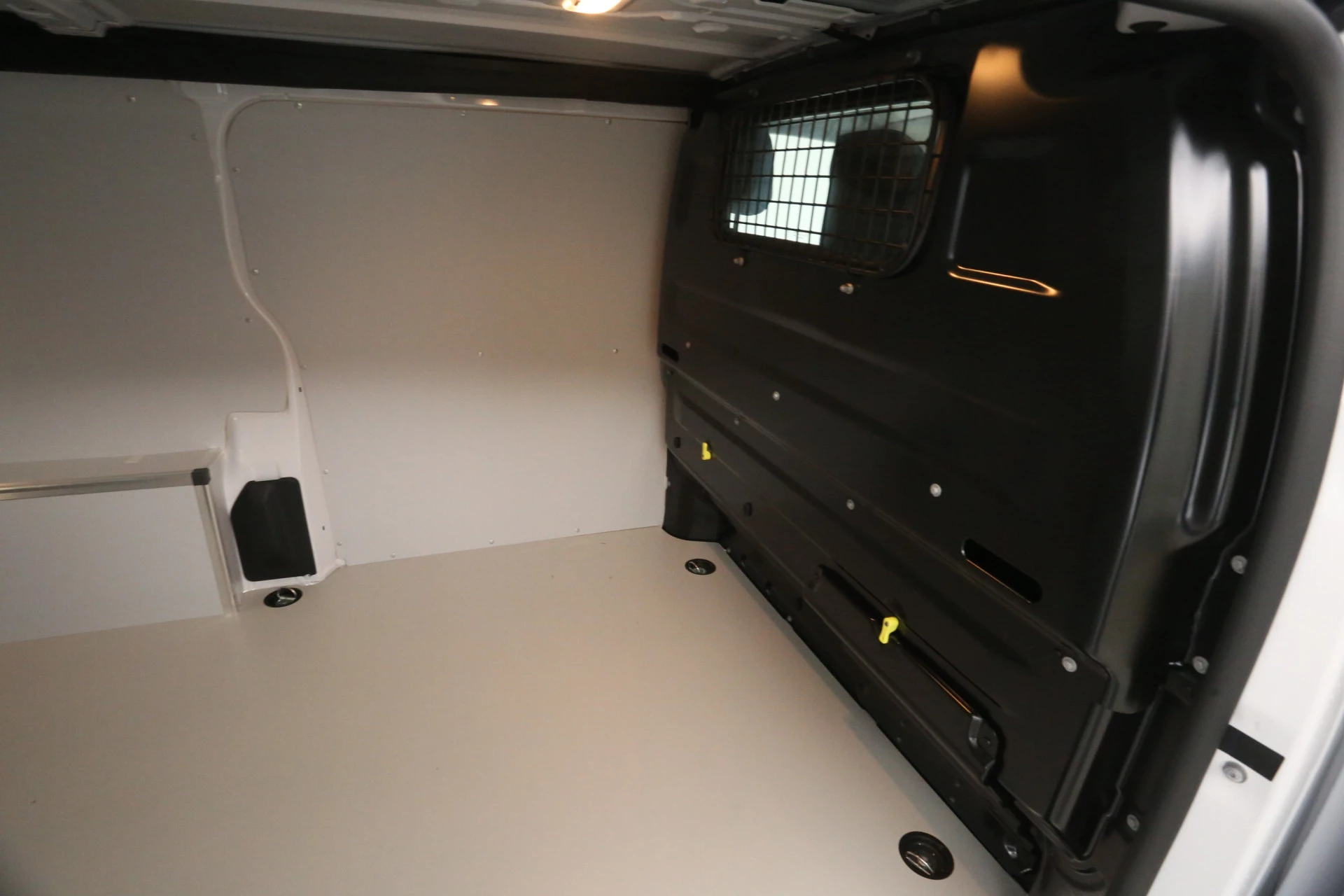 Hoofdafbeelding Peugeot e-Expert