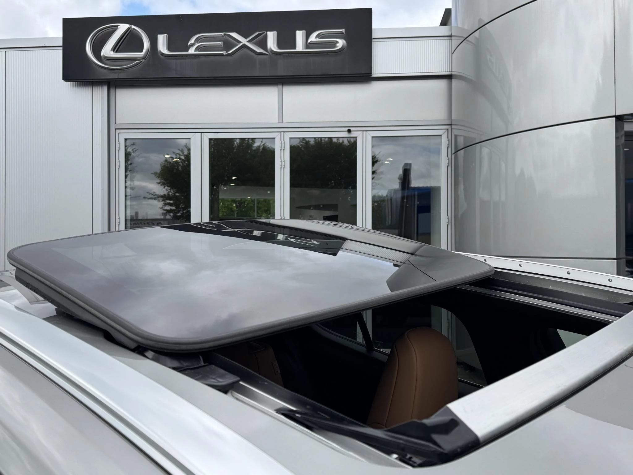 Hoofdafbeelding Lexus UX