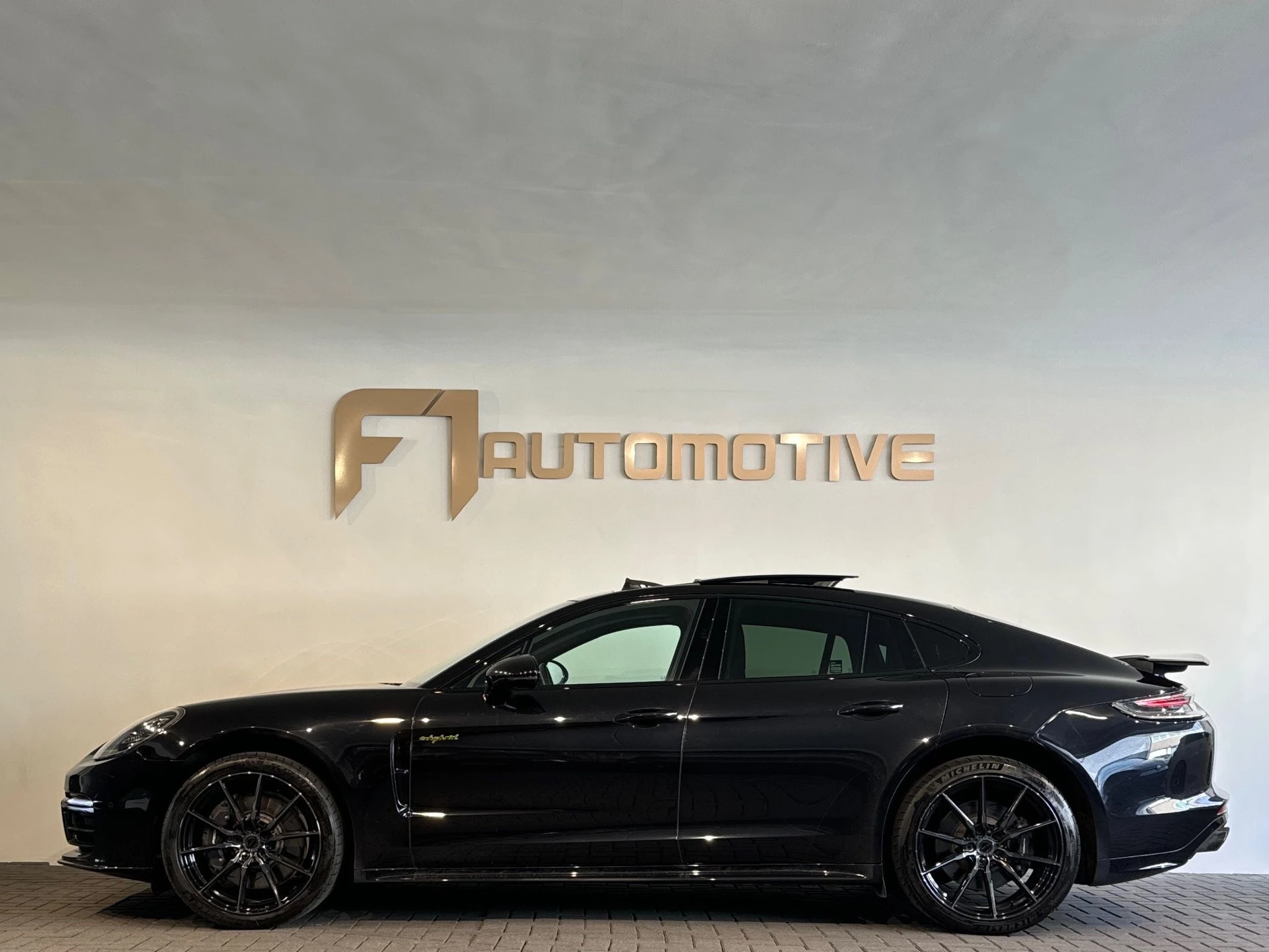 Hoofdafbeelding Porsche Panamera