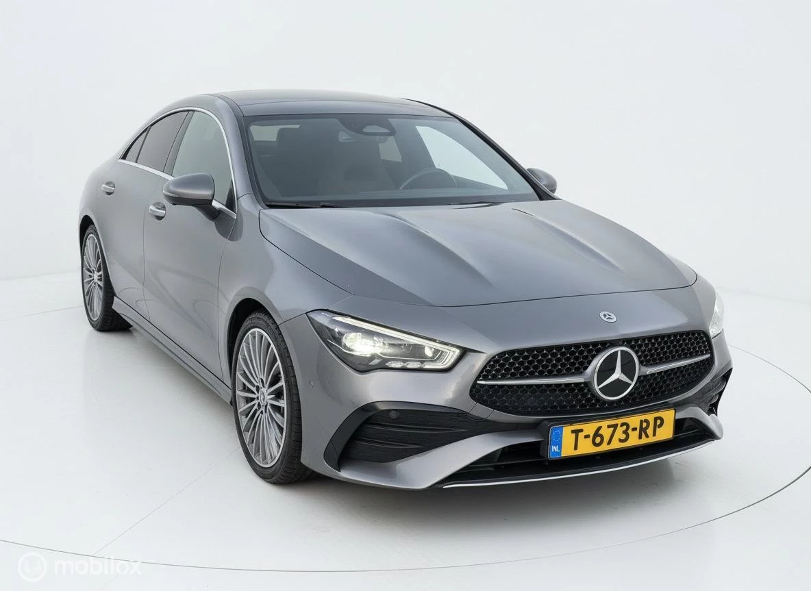 Hoofdafbeelding Mercedes-Benz CLA