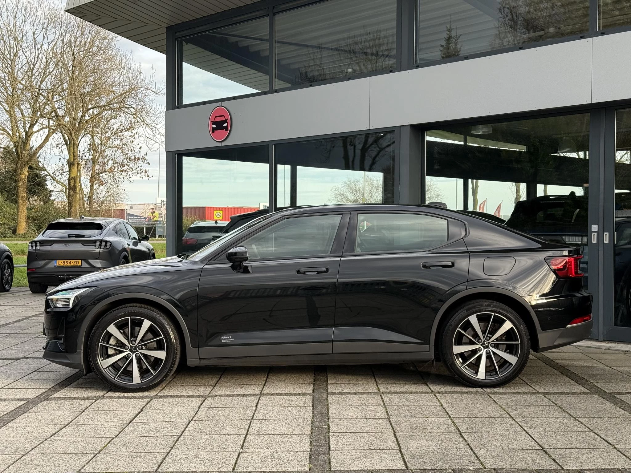 Hoofdafbeelding Polestar 2