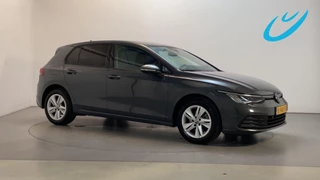 Volkswagen Golf 1.0 eTSI 110pk DSG Life Virtual Cockpit Navigatie Parkeersensoren