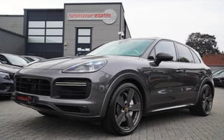 Porsche Cayenne 4.0 Turbo | Panorama | Alcantara | Carbon | Panorama | Luchtvering | Stoelverkoeling | Dealer onderhouden | HuD |