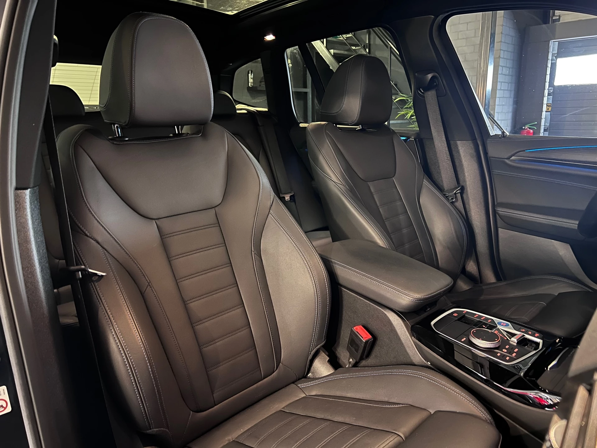 Hoofdafbeelding BMW iX3