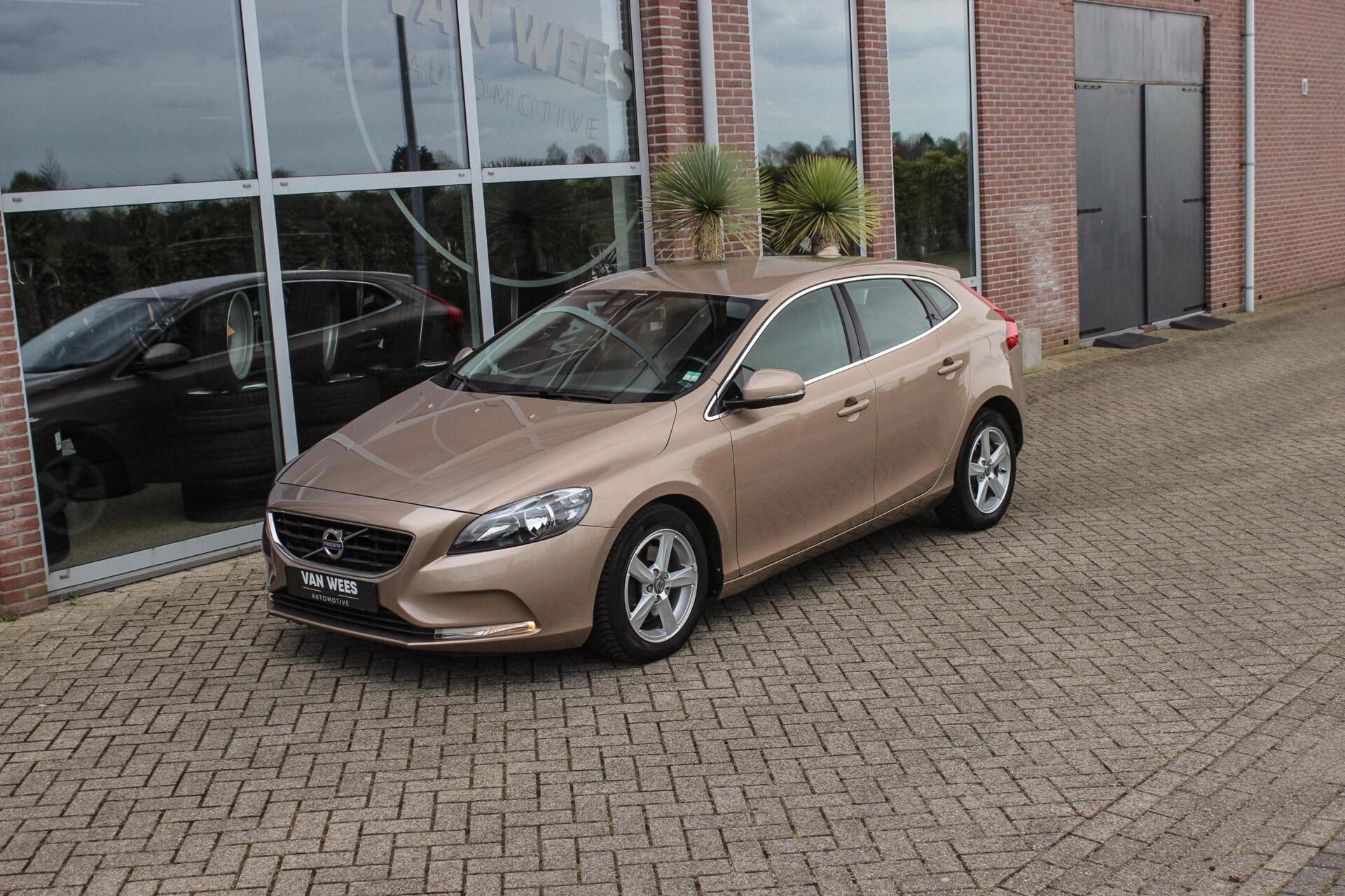 Hoofdafbeelding Volvo V40