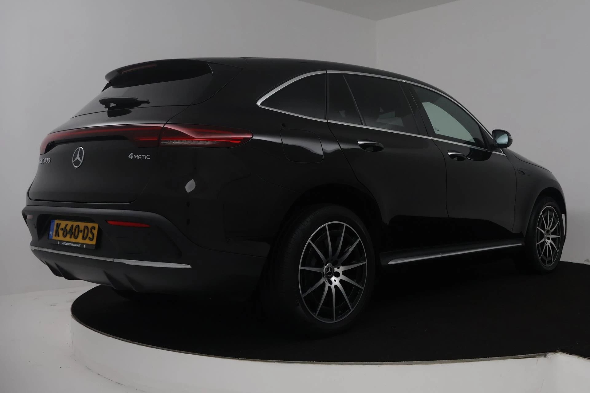 Hoofdafbeelding Mercedes-Benz EQC