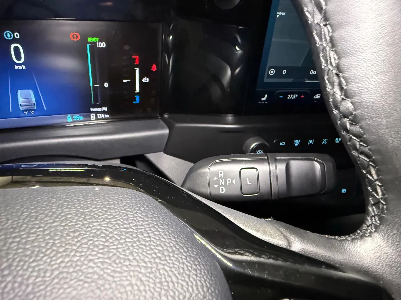 Hoofdafbeelding Ford E-Transit Custom