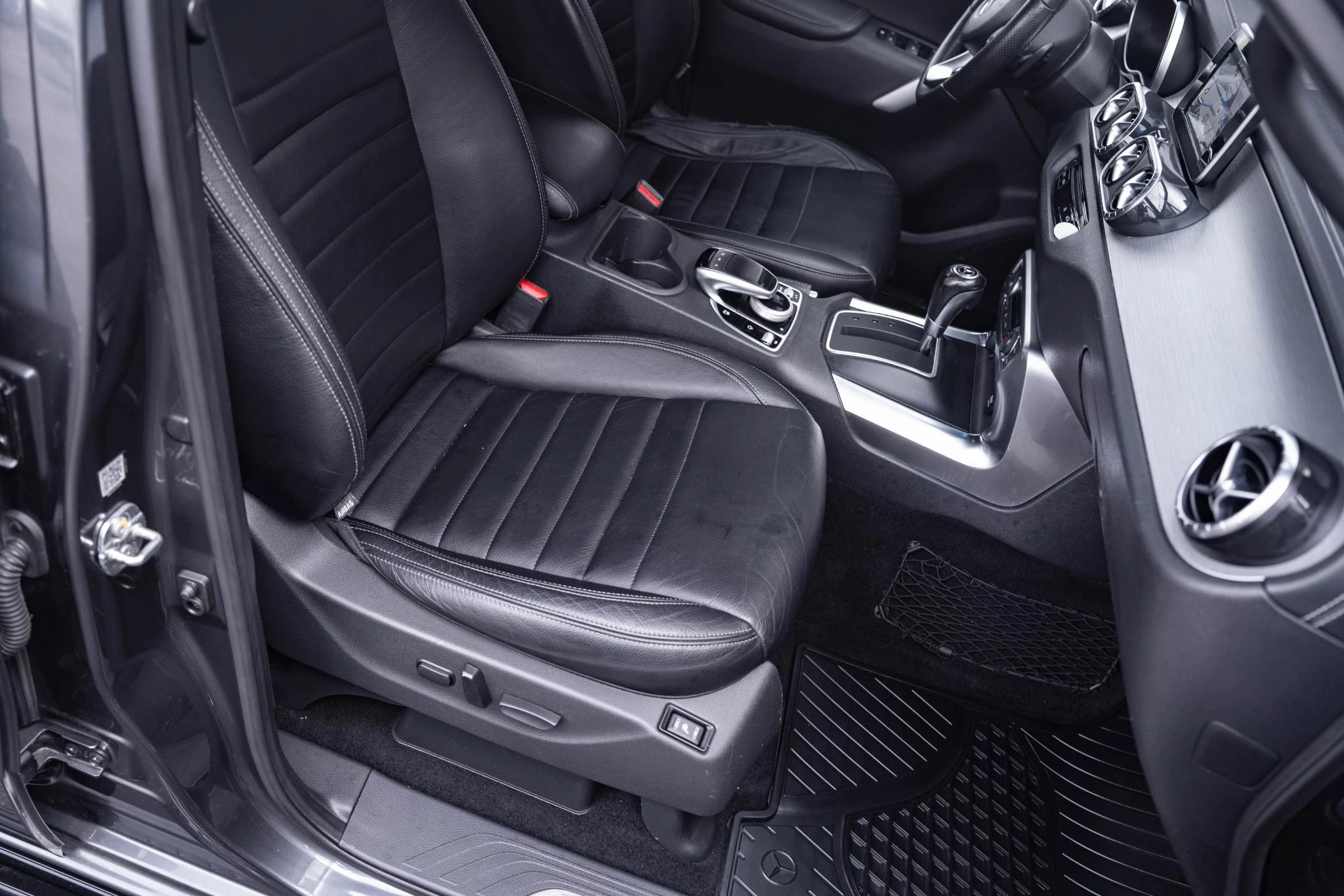 Hoofdafbeelding Mercedes-Benz X-Klasse
