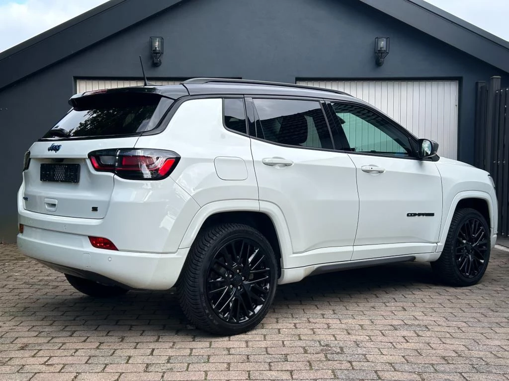 Hoofdafbeelding Jeep Compass