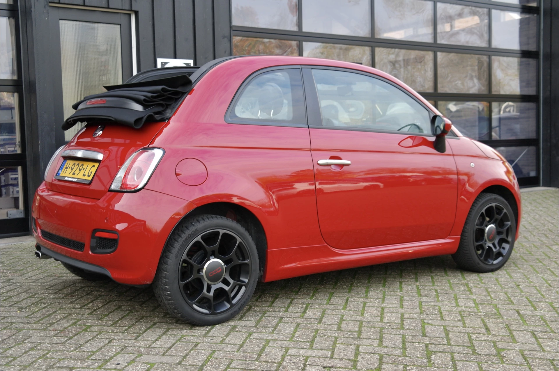 Hoofdafbeelding Fiat 500C