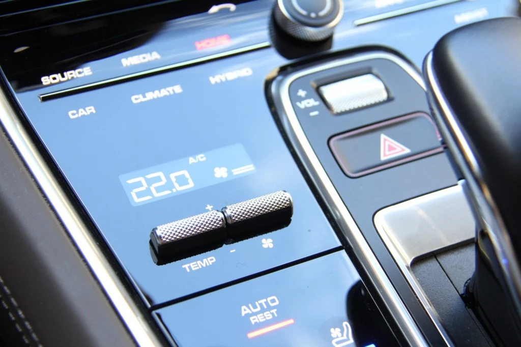 Hoofdafbeelding Porsche Panamera