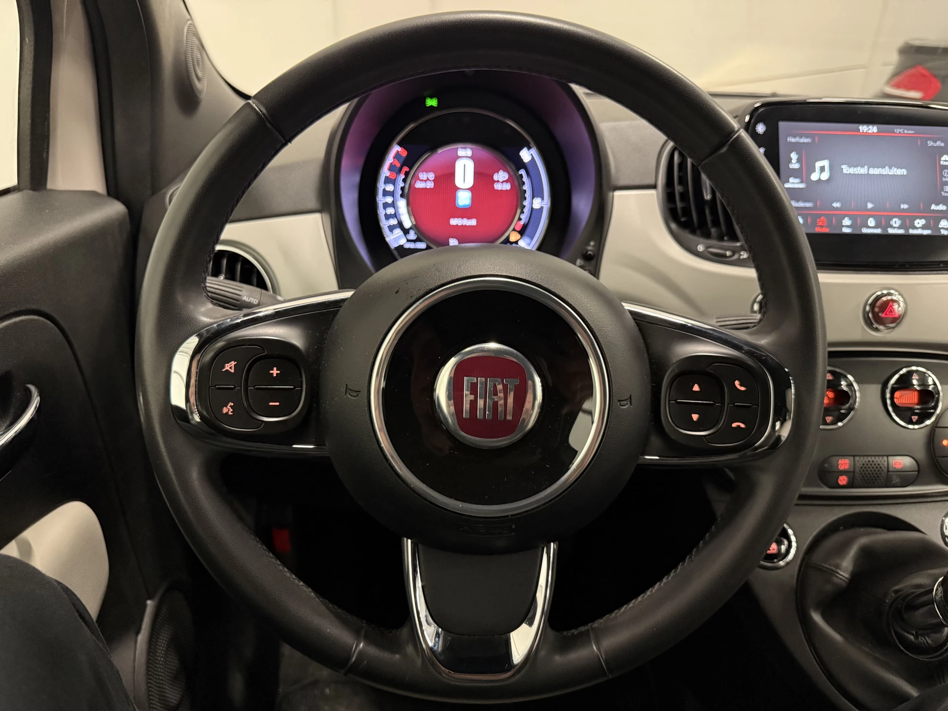 Hoofdafbeelding Fiat 500C