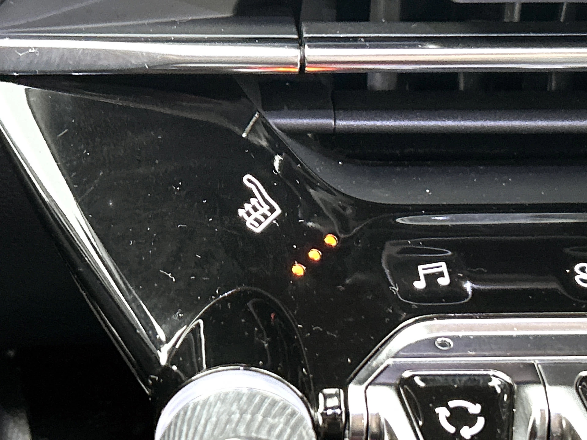 Hoofdafbeelding Peugeot e-2008