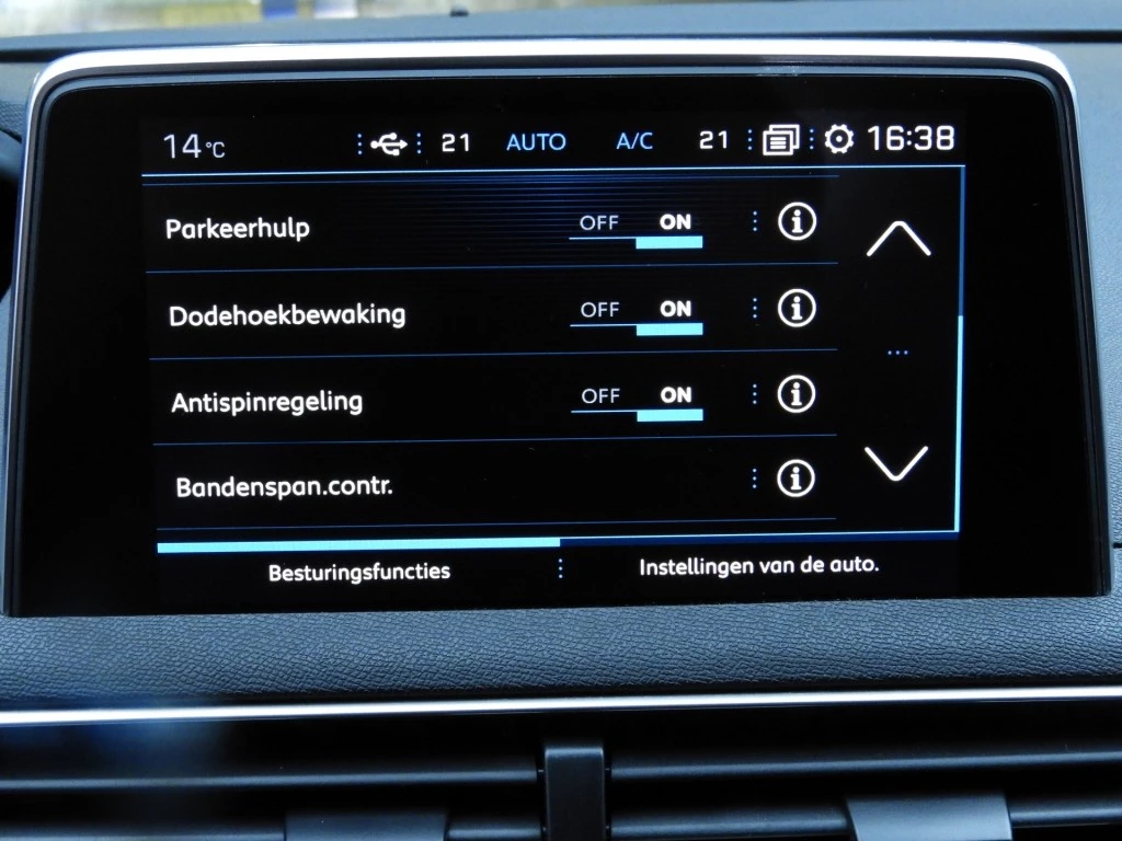 Hoofdafbeelding Peugeot 5008