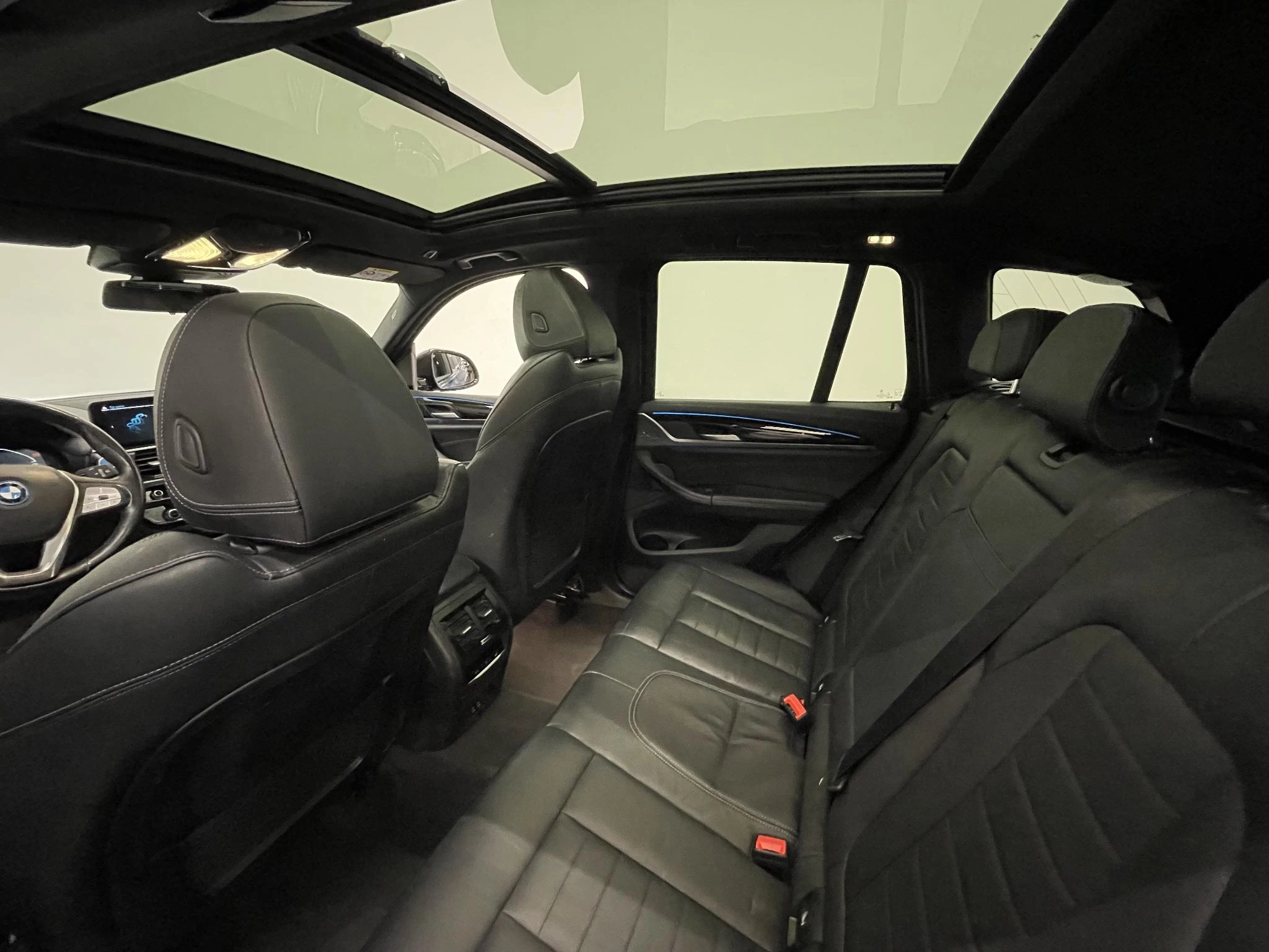 Hoofdafbeelding BMW iX3