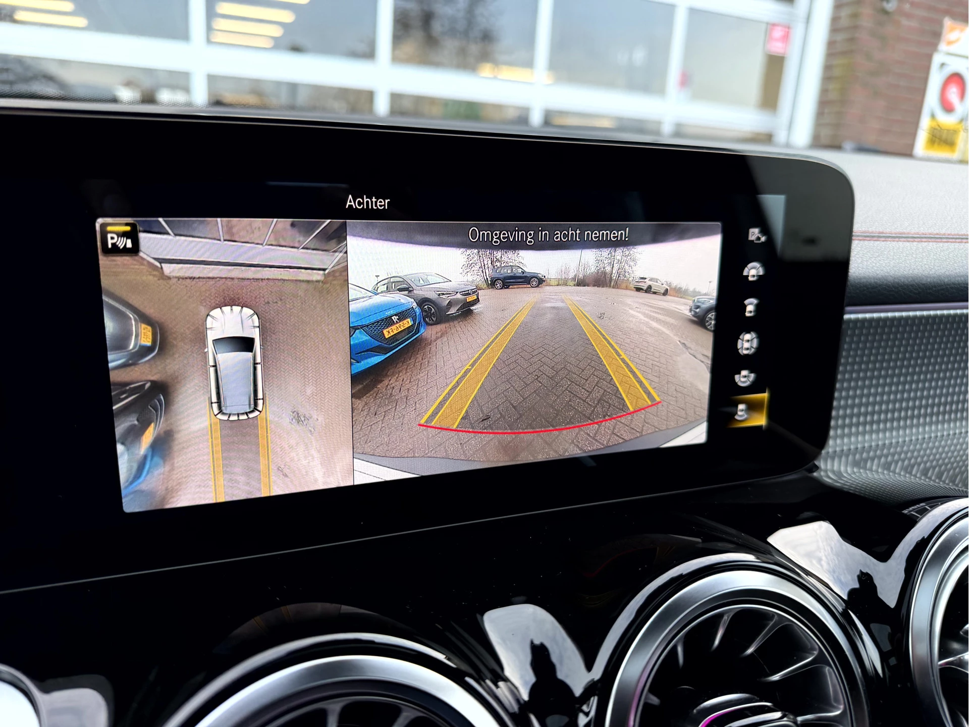 Hoofdafbeelding Mercedes-Benz EQB