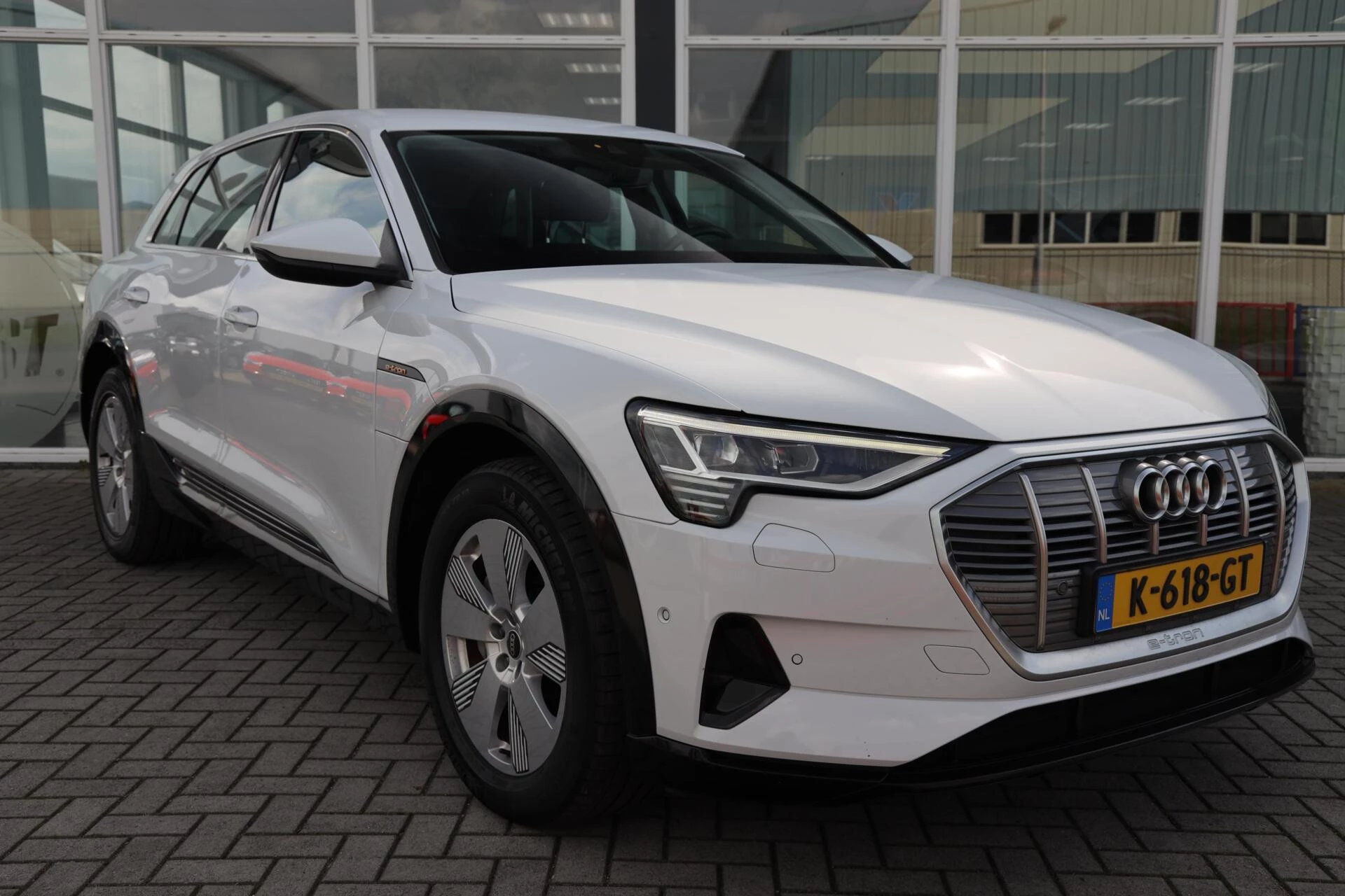 Hoofdafbeelding Audi e-tron